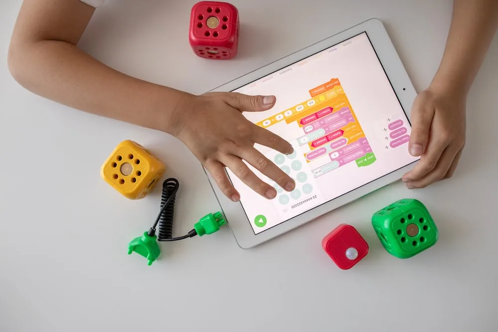 What kind of technology can use in preschool classroom?