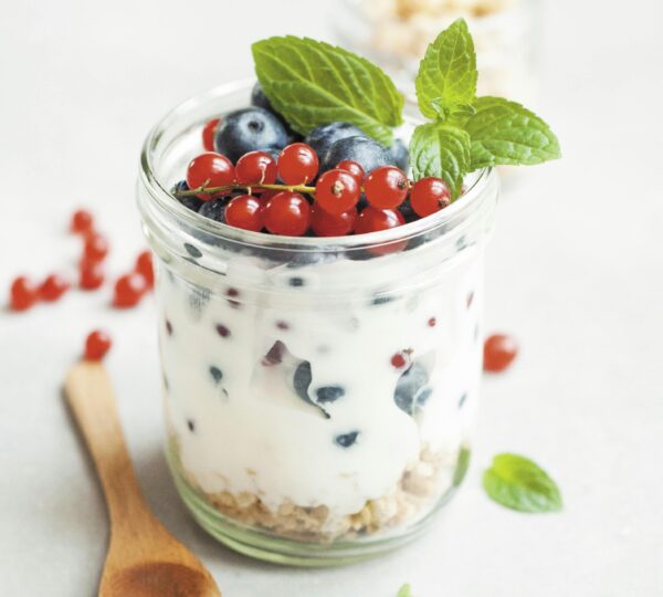 fruit and yogurt parfait